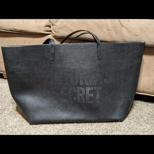 VICTORIA'S SECRET TOTE BAG BLACK SILVER TASSLE WEEKENDER NWT
